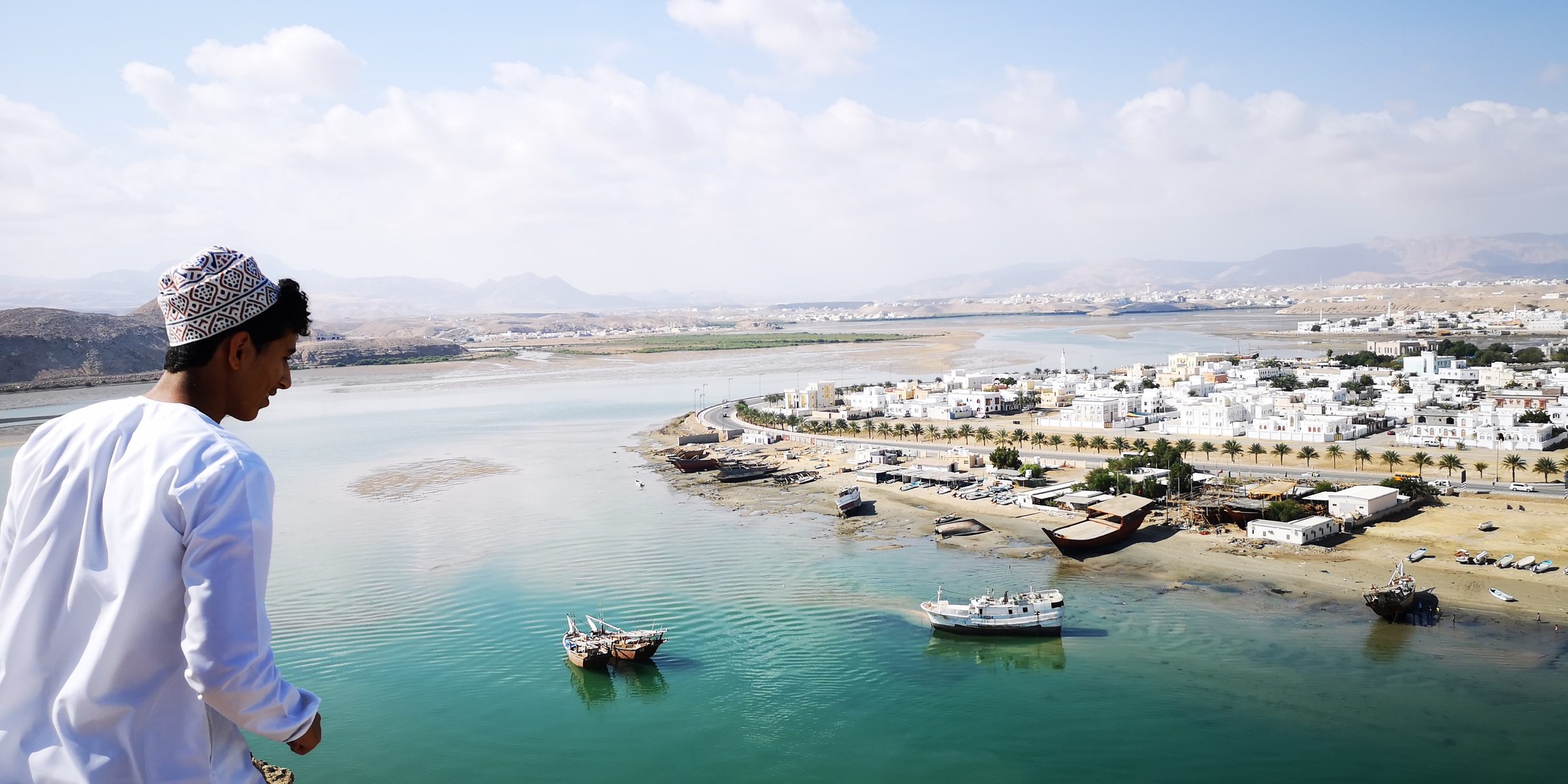 La laguna de Sur, donde aún se construyen los dhows de madera de Omán