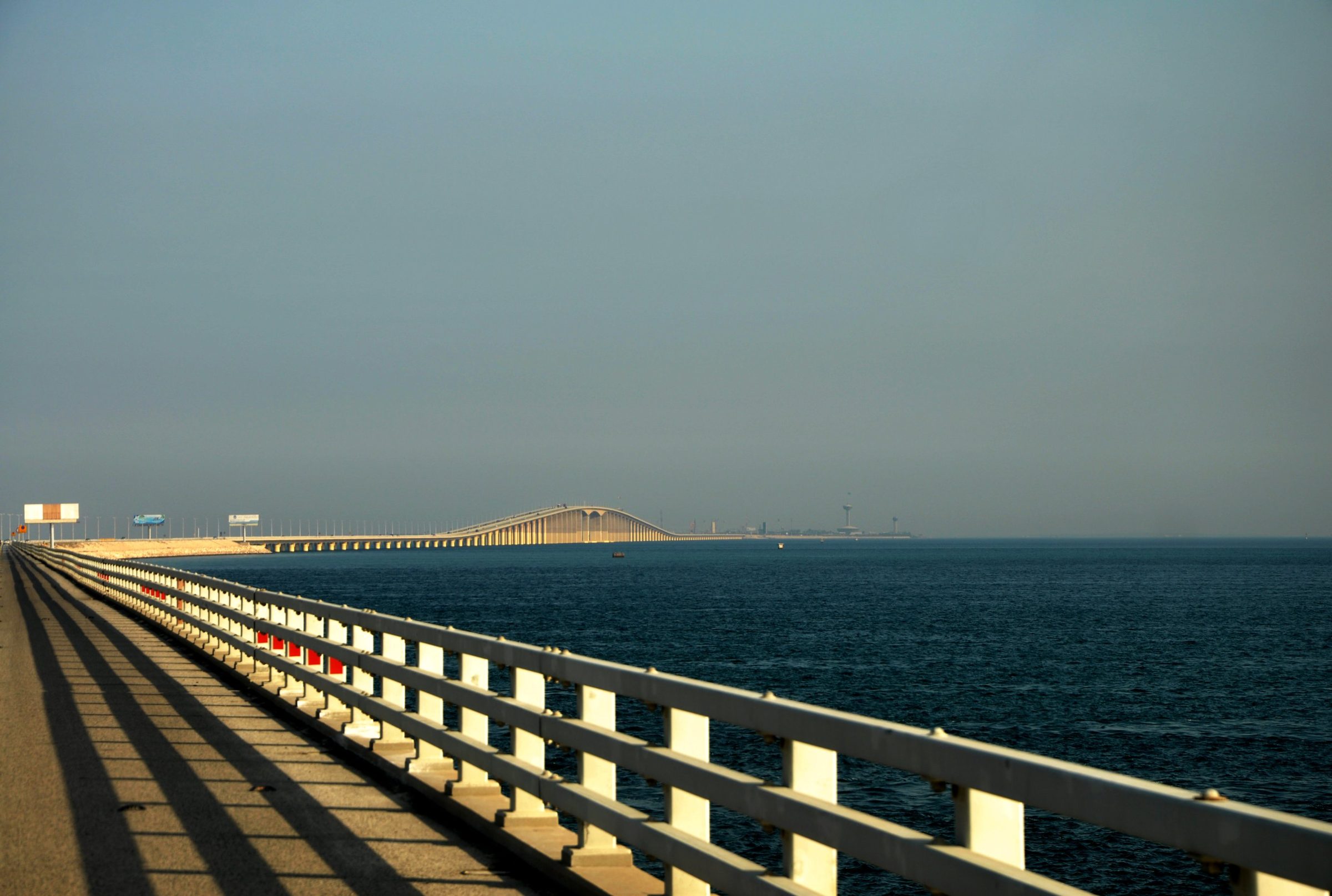 La Calzada del Rey Fahd, que une Al Khobar con Baréin a través del Golfo