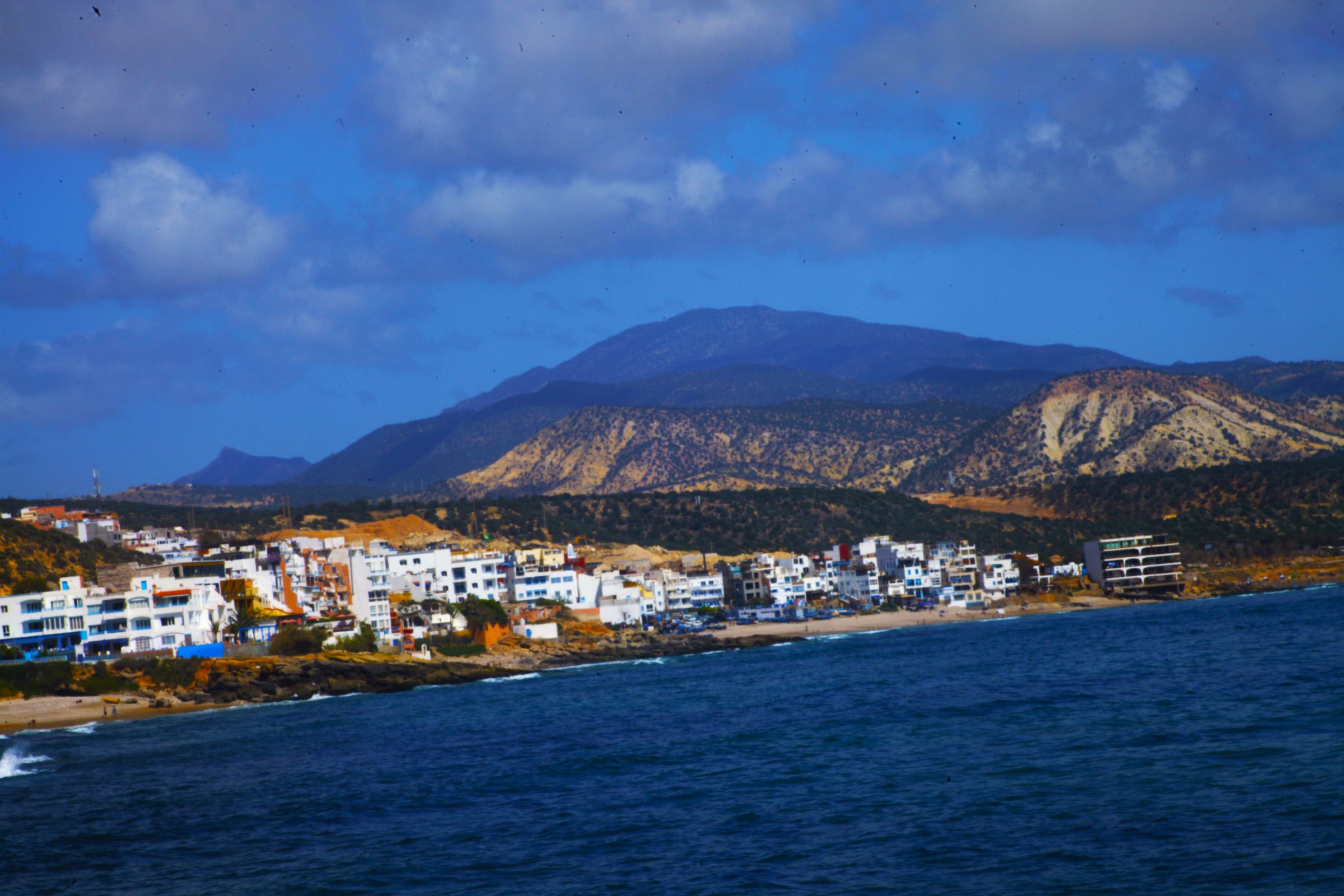 Taghazout, el encalado pueblo surfista de la costa atlántica de Marruecos, al norte de Agadir